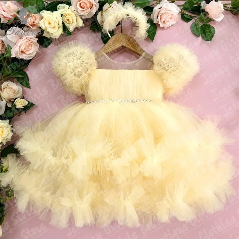 Beautiful Girl Glitter Pearls  - Embroidery Yellow Dress reseña y precio