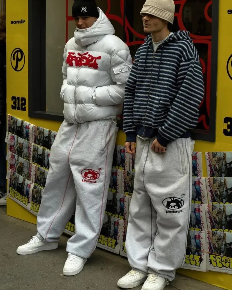 Man Embroidery Baggy Pants Car - Embroidery Workshop reseña y precio