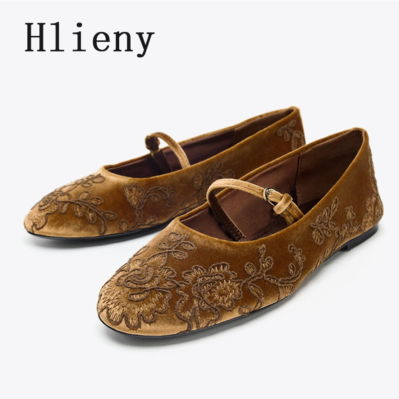 Hlieny 2026 Summer Women Mary  - Embroidery Flower reseña y precio