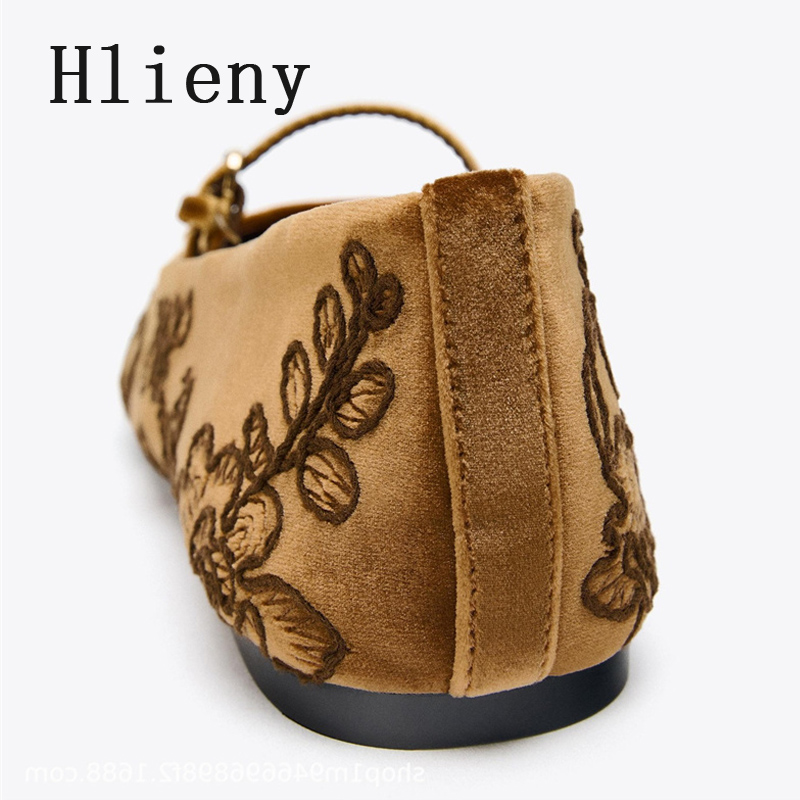 Hlieny 2026 Summer Women Mary  - Embroidery Flower reseña y precio