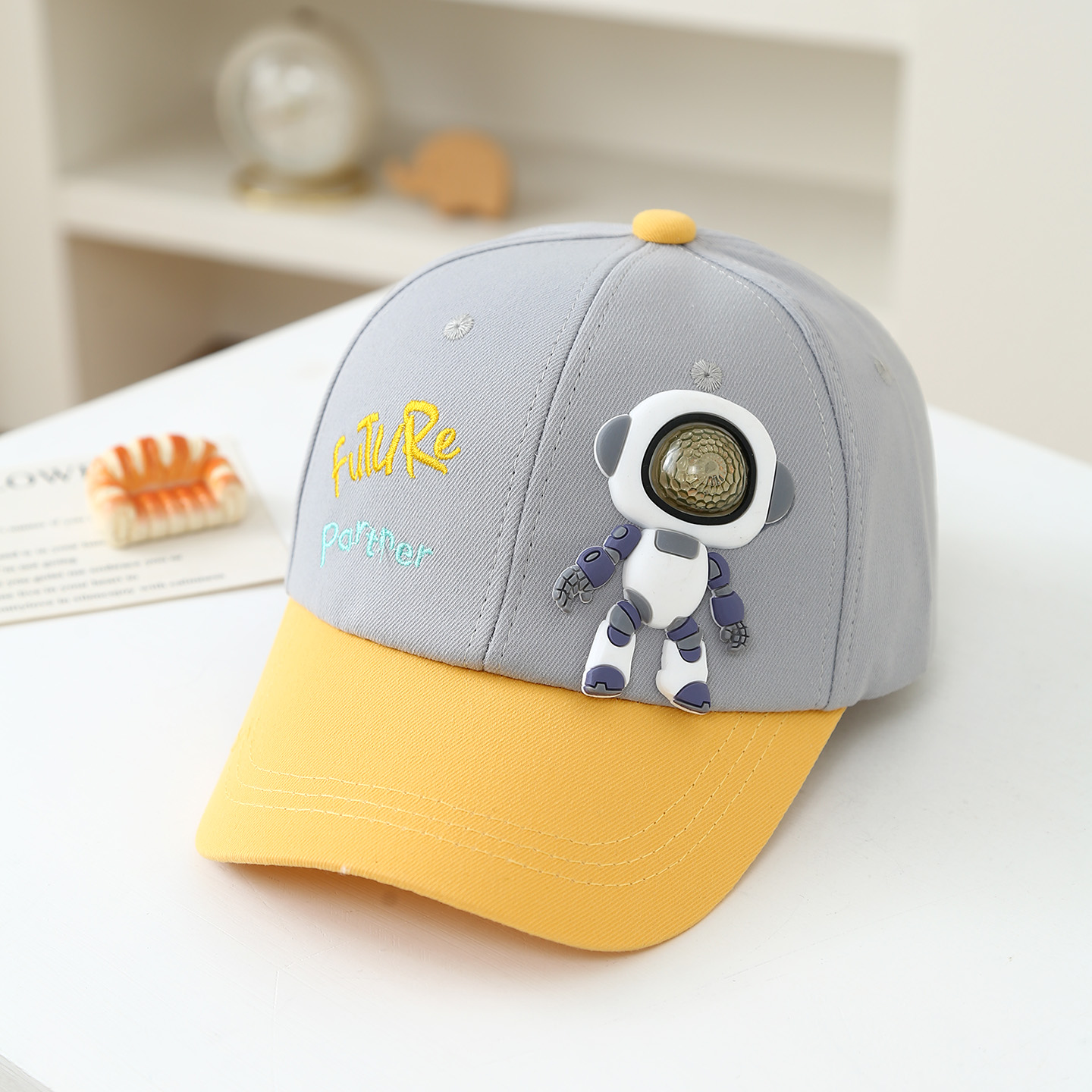 Children's soft rubber robot d - Embroidery Garments reseña y precio