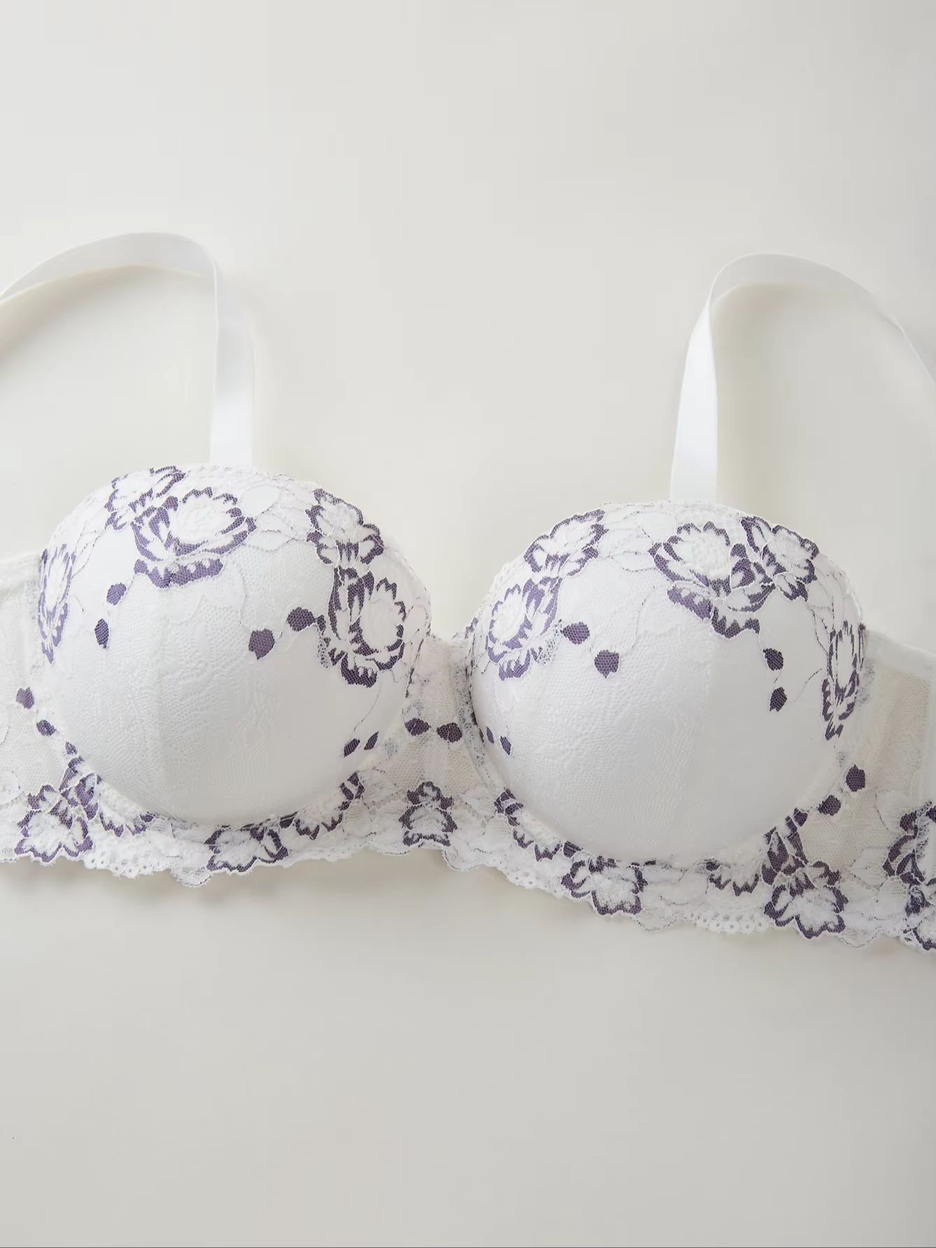Plus Size Lace & Embroidery Wo - Embroidery Lace reseña y precio