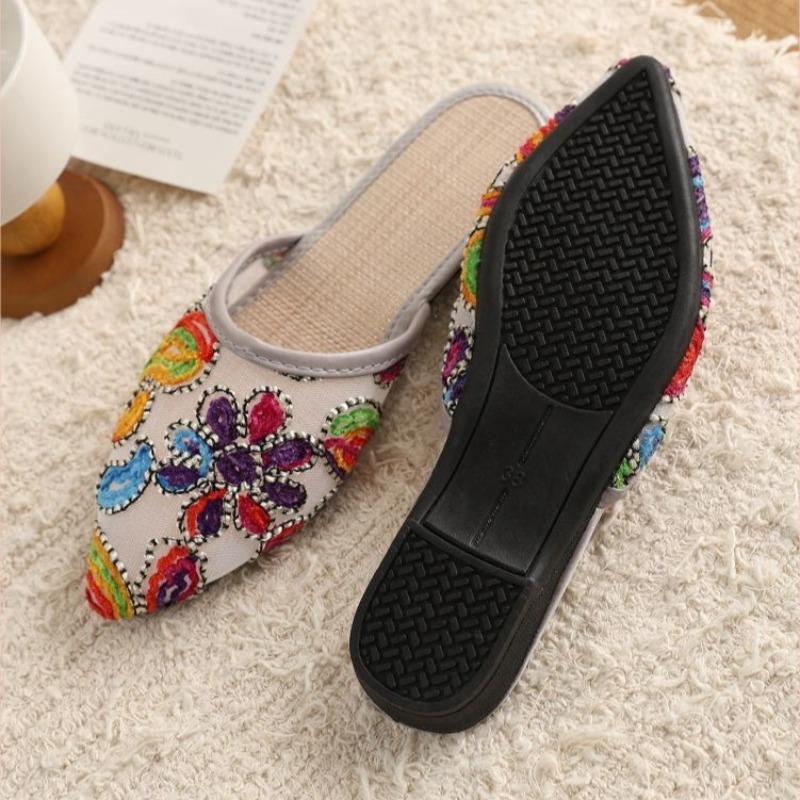Traditional Women's Embroidere - Embroidery Shoes reseña y precio