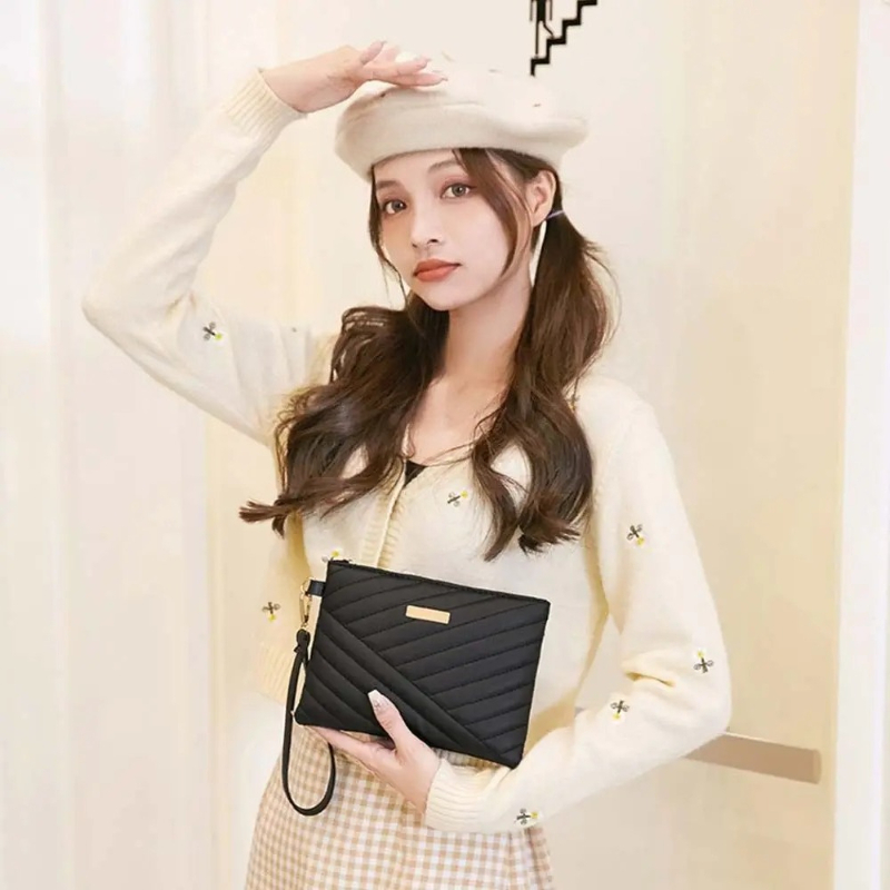 Stylish Women's Small Leather  - Embroidery Wallet reseña y precio