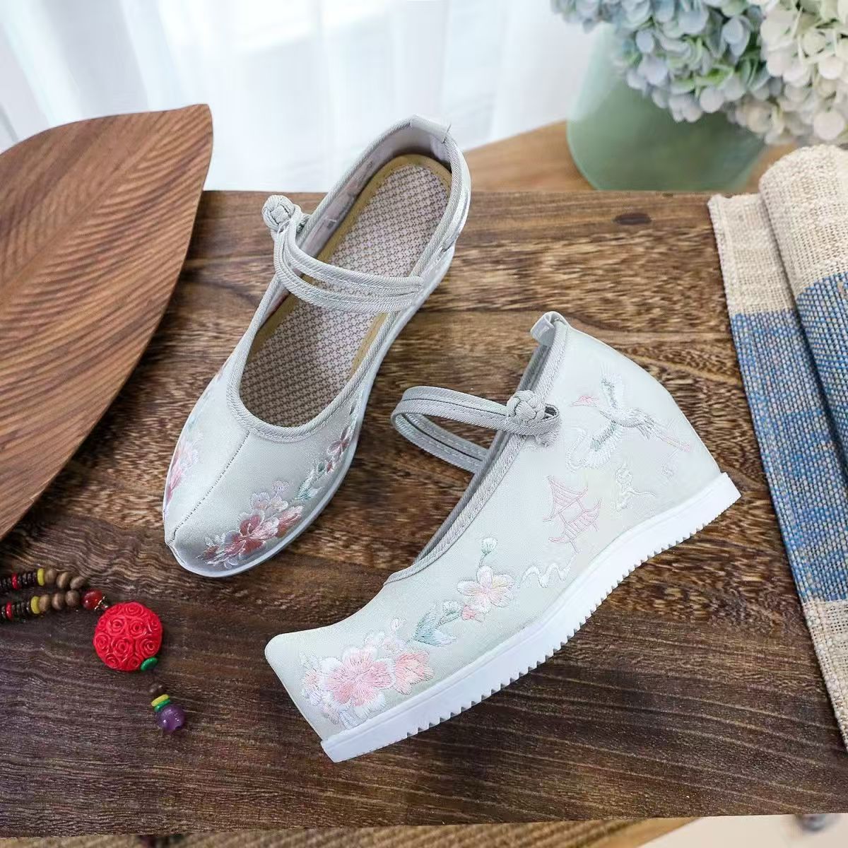 Women Increased Internal Embro - Embroidery Shoes reseña y precio