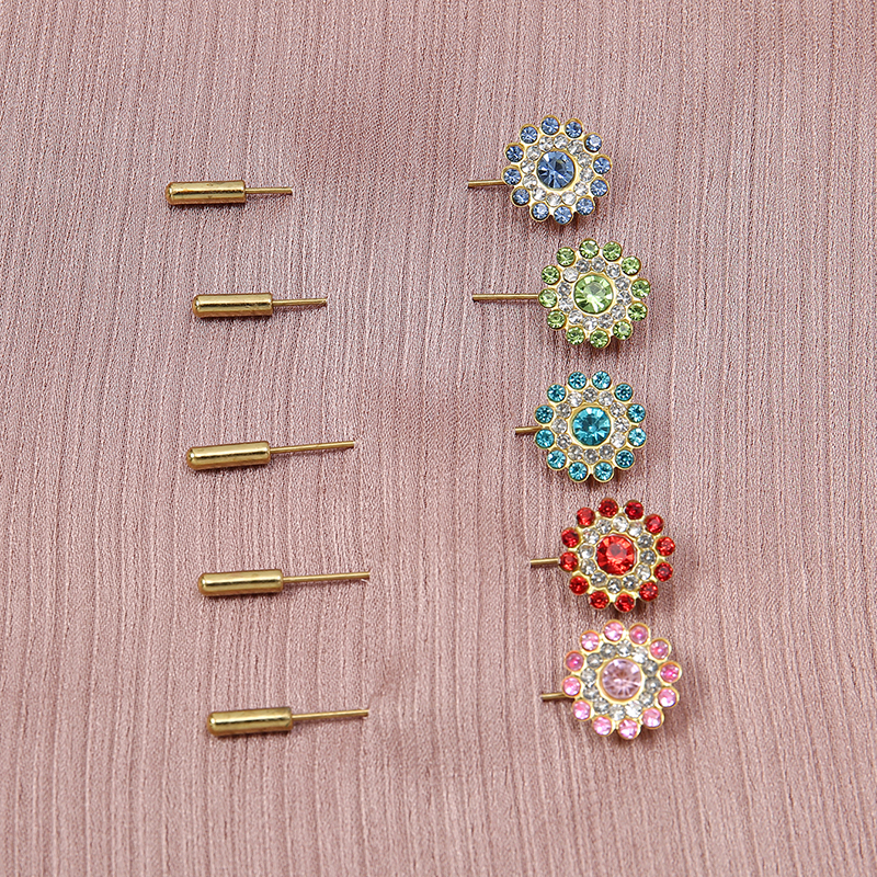 Double-Layered Flower Diamond  - Embroidery Hijab reseña y precio