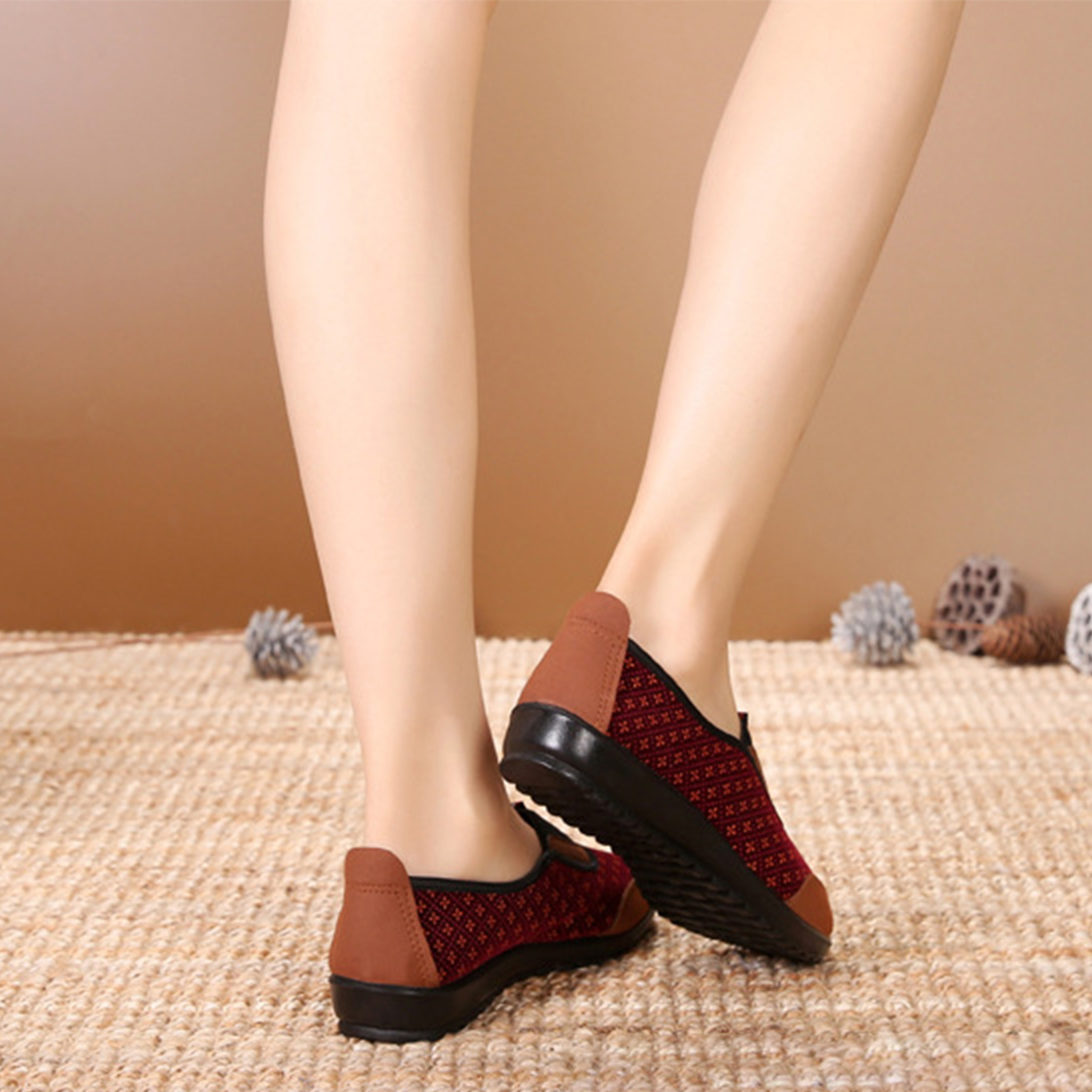 Walking Flats Shoes for Woman  - Embroidery Workshop reseña y precio
