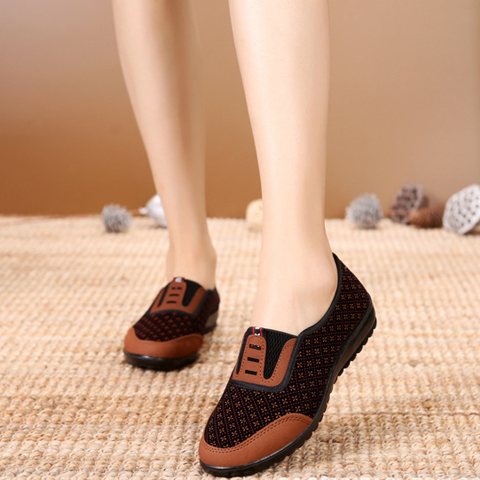 Walking Flats Shoes for Woman  - Embroidery Workshop reseña y precio