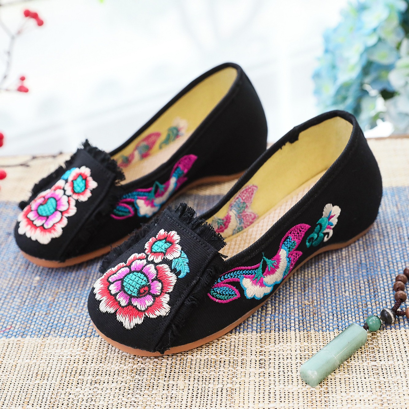 Woman Woven Shoes New Ethnic S - Embroidery Shoes reseña y precio
