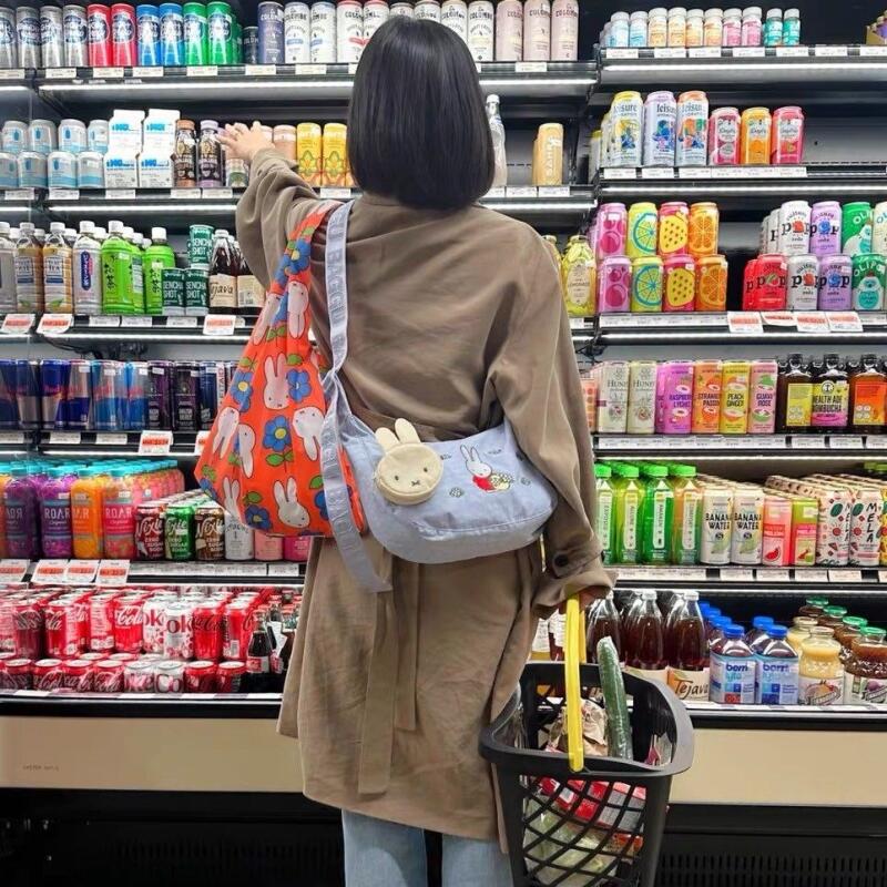 Miffy Rabbit Crossbody Bag Car - Embroidery Rabbit reseña y precio