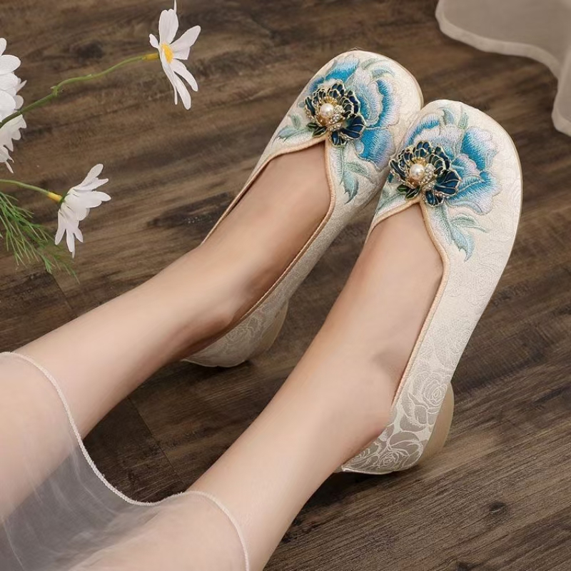 Woman Low Heel Embroidered Clo - Embroidery Shoes reseña y precio